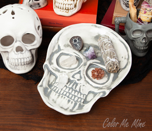 Burbank Color Me Mine Vintage Skull Plate